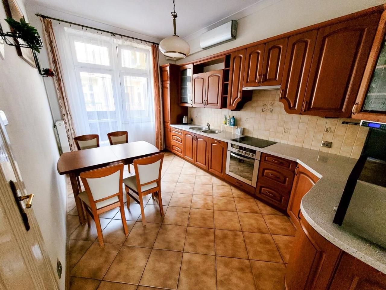 Wild Solutions Sauna Apartments Kraków Eksteriør billede